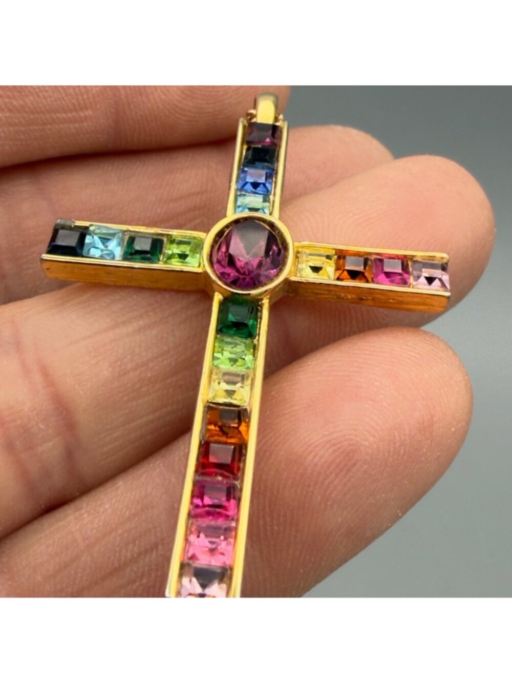 Vintage P S Co 1998 Gold Tone Multicolor Crystal Cross Pendant Necklace Rainbow - Picture 5 of 15